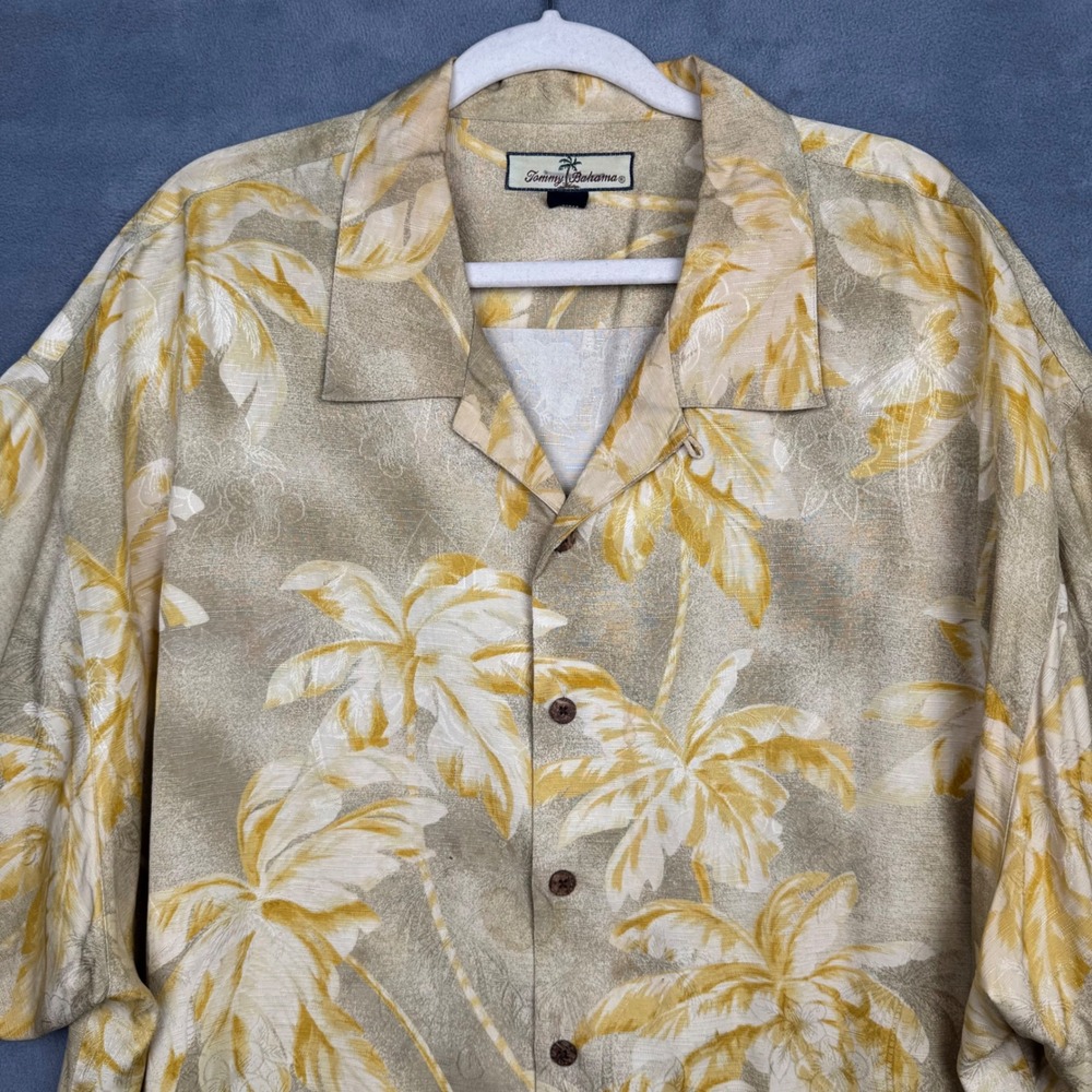 Tommy Bahama Mens 100% Silk Palm Tree Hawaiian Shirt XXL Tropical Vacation